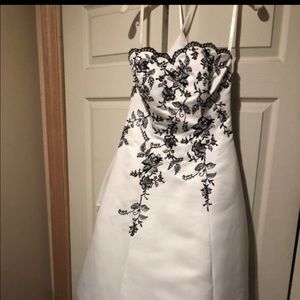 Wedding dress